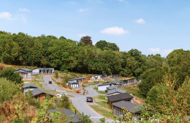 Sycamore Lodge VIP Hot Tub and Pet Friendly