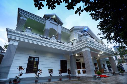 Sylvan Premium Guest House