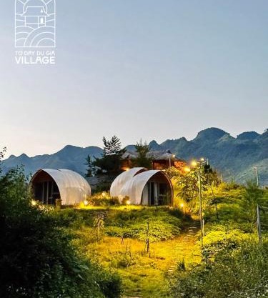 Tớ Dày Du Già Village