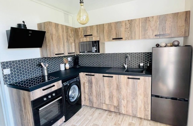 T2 calme et refait à neuf, Limoges Bords de Vienne