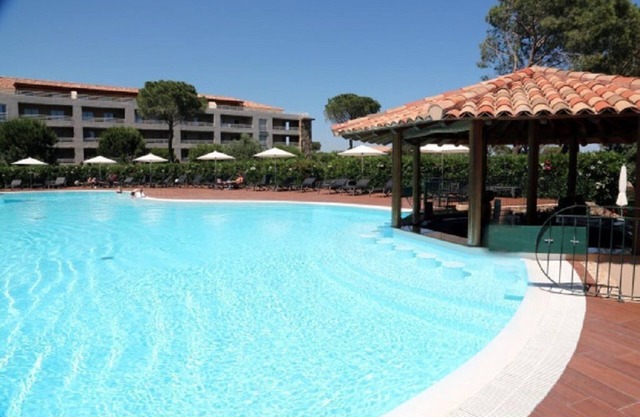 T2 de charme Swimming pool, 300m from Porto Vecchio marina, Wifi, Playground