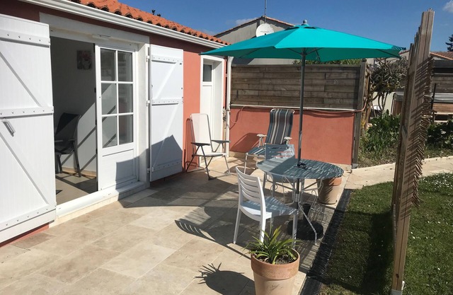 T2 detached 2 persons in Olonne sur Mer