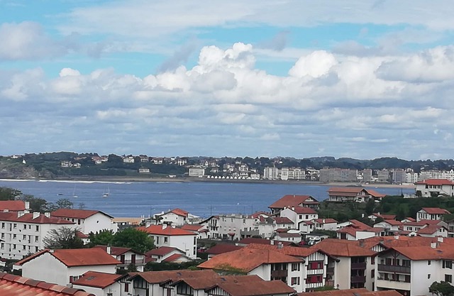 T3 70m2 1st floor family house 500 m from the beach and all amenities