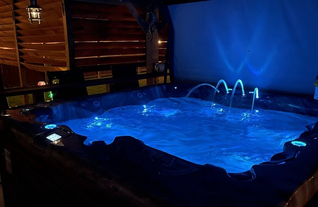 Take it easy at this unique and tranquil getaway. Relaxing all the way.