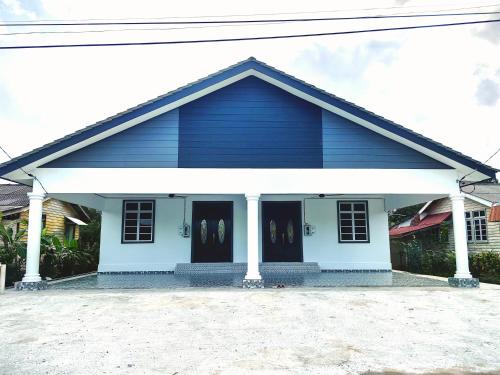 Tanjong Suite Homestay