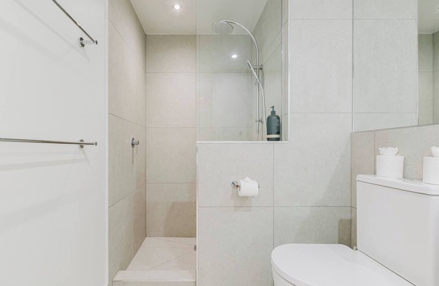 Tatura Adventure Cozy Suite