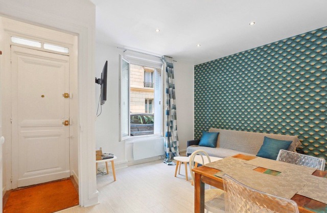 TBS 825 - Charming duplex apartment