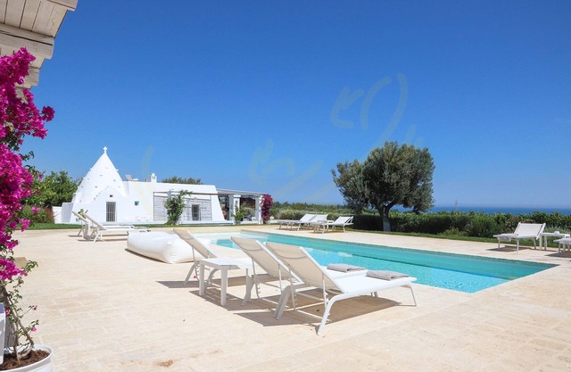 TD Trulli del Podere Trulli w/Pool & Scenic View