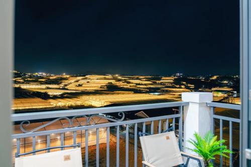 Teen Hillside Đà Lạt- View Nhà Lồng lãng mạn