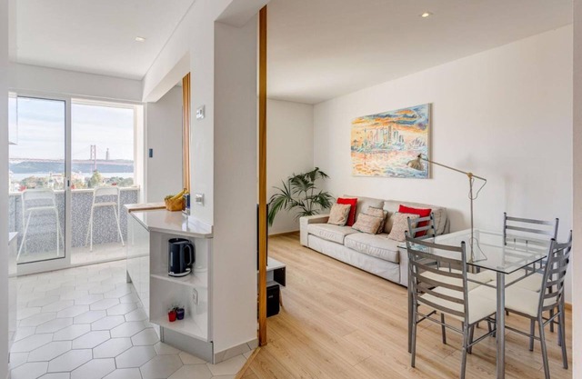 Tejo River View Apartment nearby Belém