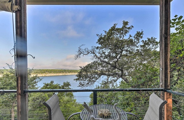 Temple Lakefront Hideaway: 12 Miles to Downtown!