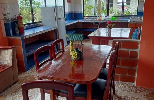 Tena - 4 Beds - Sleeps 12 - Pet Friendly - Hot Tub