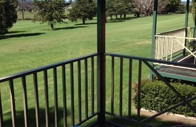 Tenterfield Golf Club Fairways Lodge