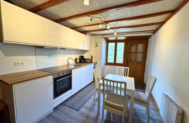 Terrace, fireplace or stove, tv, ski locker, 30m², Les Menuires