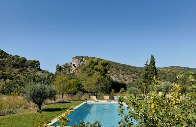 Terrace apartment at the foot of the Luberon hills in Lourmarin