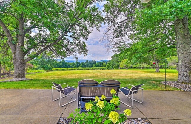Terrace Mountain Orchard House