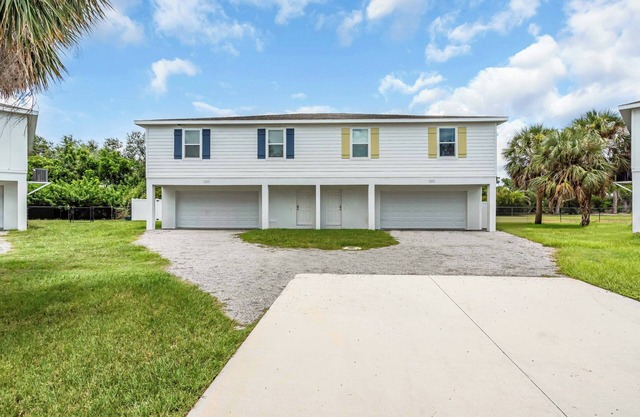 Terrific 6-bedroom house with AC in Bradenton