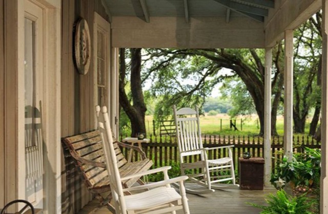 Texas Farm House getaway on BlissWood Ranch with Optional Activities & Safari!