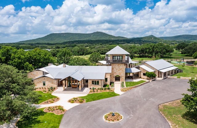 Texas Hill Country Exclusive Ranch Resort