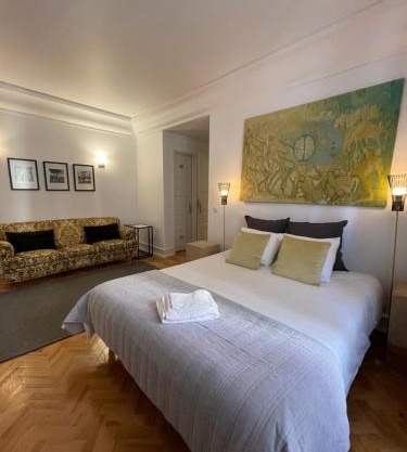 That Place For U - Suite Vintage