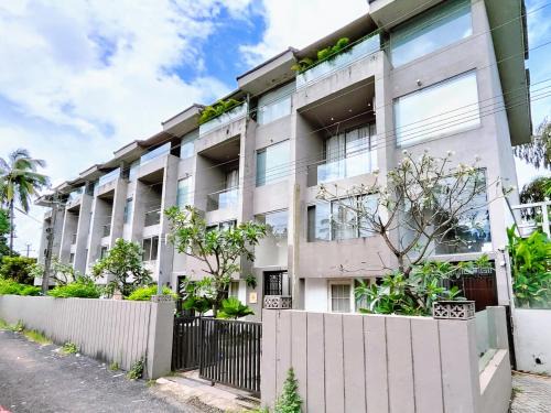 The August Villas by HNH