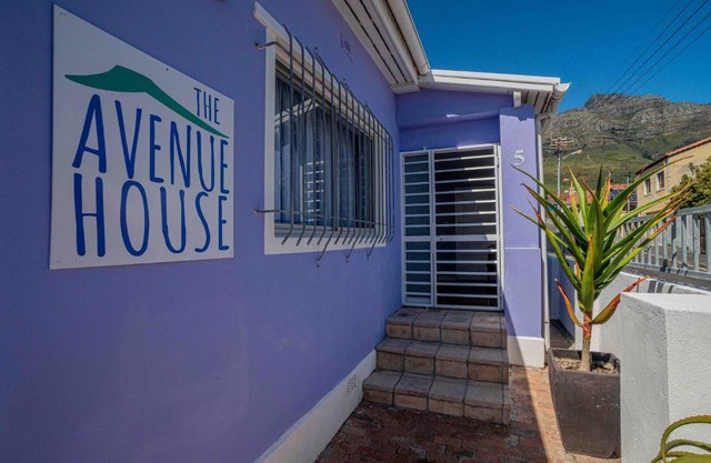 The Avenue House
