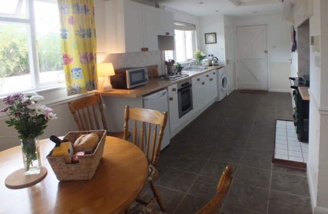 The Bailiff's House - Perfect for multiple dogs and their family.