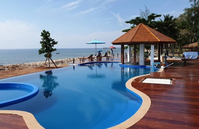 The Beach Resort & Residence