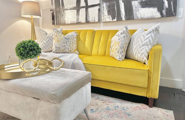 The BEST 1 bedroom Home in the CENTER of NYC