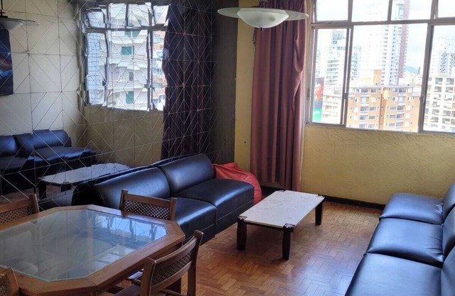 The best beach in Santos, Gonzaga, 2 bedrooms + 3 bedrooms next to the shopping malls.