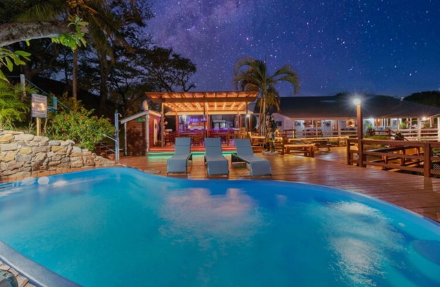 The best Resort in Roatan ! Come experience the peace and traquility