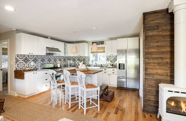 The B’s Hive Cottage