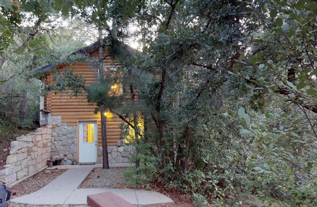 The Cabin at Lydia's Canyon