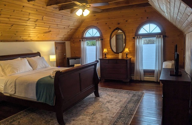 The Carriage House Inn Bed and Breakfast