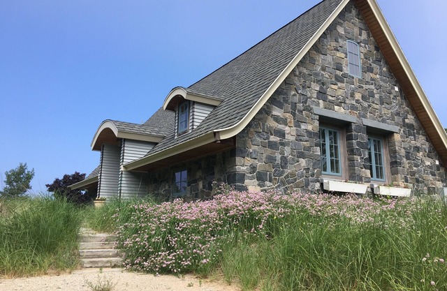 The Carriage House on Lake Michigan