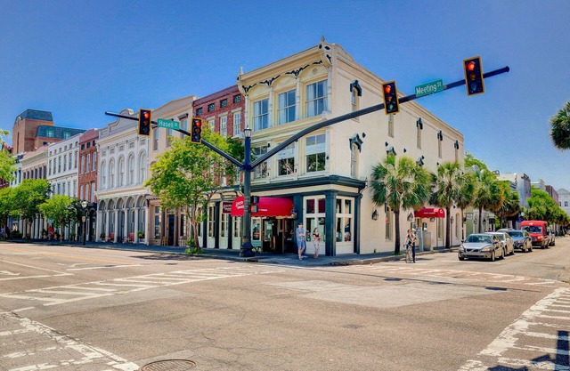 The Charleston-Where Luxury & Location Meet