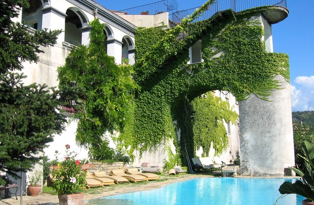 The charm of the past and the charm of history in the quiet of Cilento