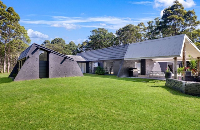 The Chateau by Experience Jervis Bay