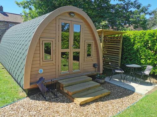 The Chestnuts Pod with private garden.