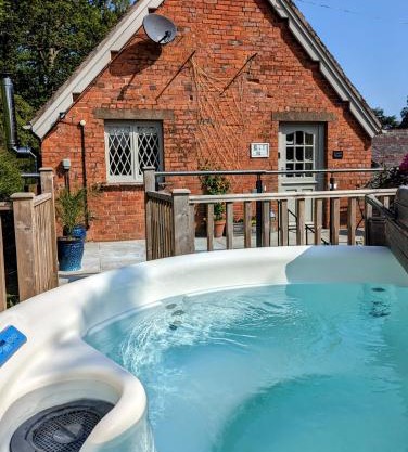 The Coach House Apartment at Cefn Tilla Court, Usk