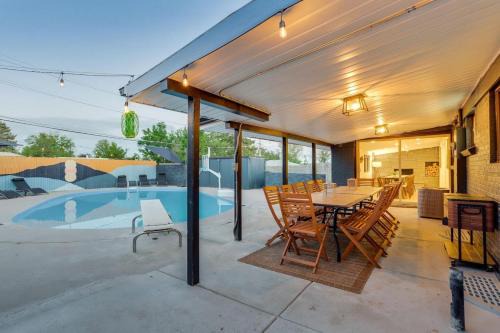The Colorado Jungle With A Game Room And A Hot Tub