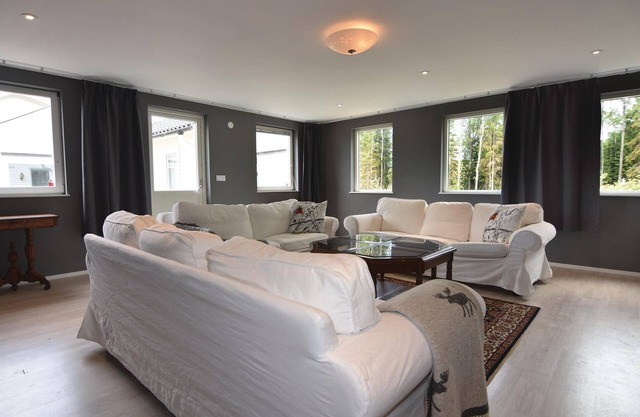 The cottage is located simply fantastic, only 100 m from Lake Vänern.