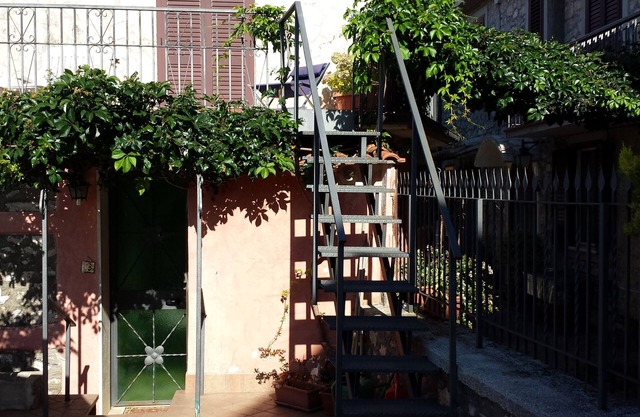The Court Terrace (free WIFI)