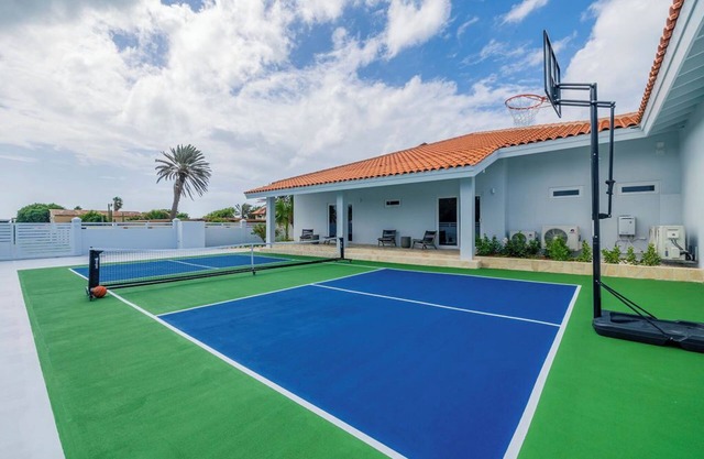 The Court Villa-Pool-Jacuzzi-Outdoor BBQ Heaven