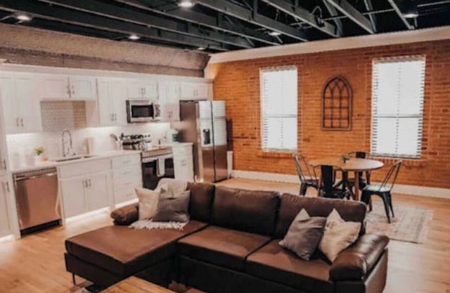 The Cowtown Loft, Ennis