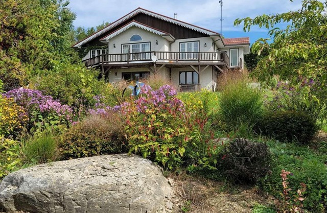 The Creemore Retreat, A Private, Natural Wonderland
