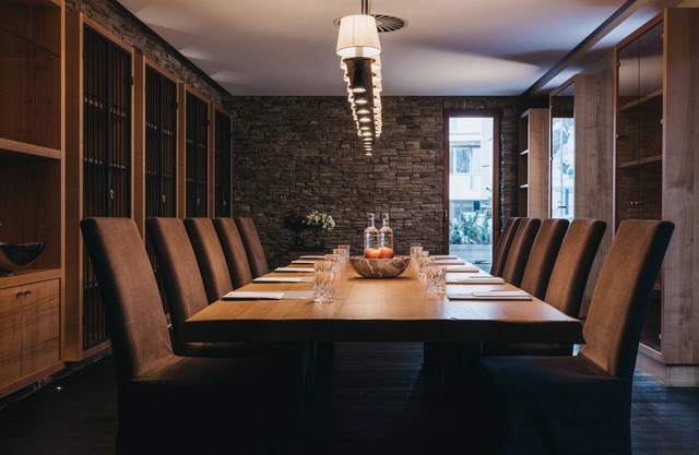 The Crystal VAYA Unique