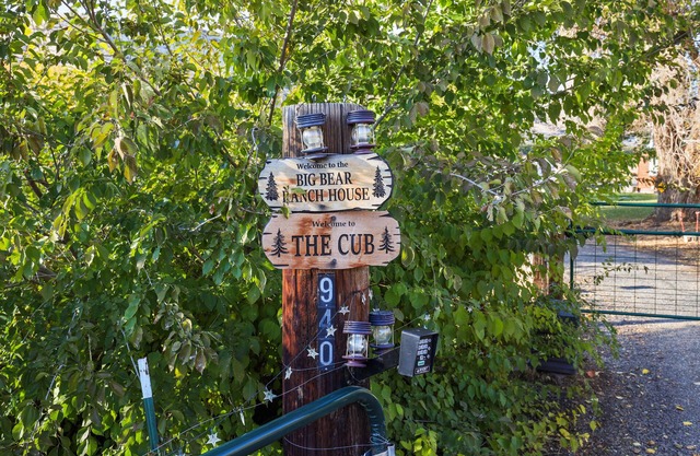 The Cub, Cozy Home on acreage - tranquil yet minutes from town.