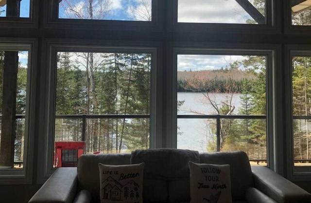 The Dream-A Luxurious Cottage Getaway Ontario Canada