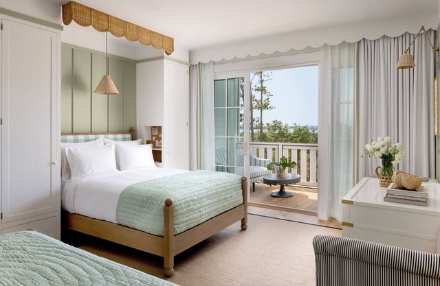 The Dunlin, Auberge Collection